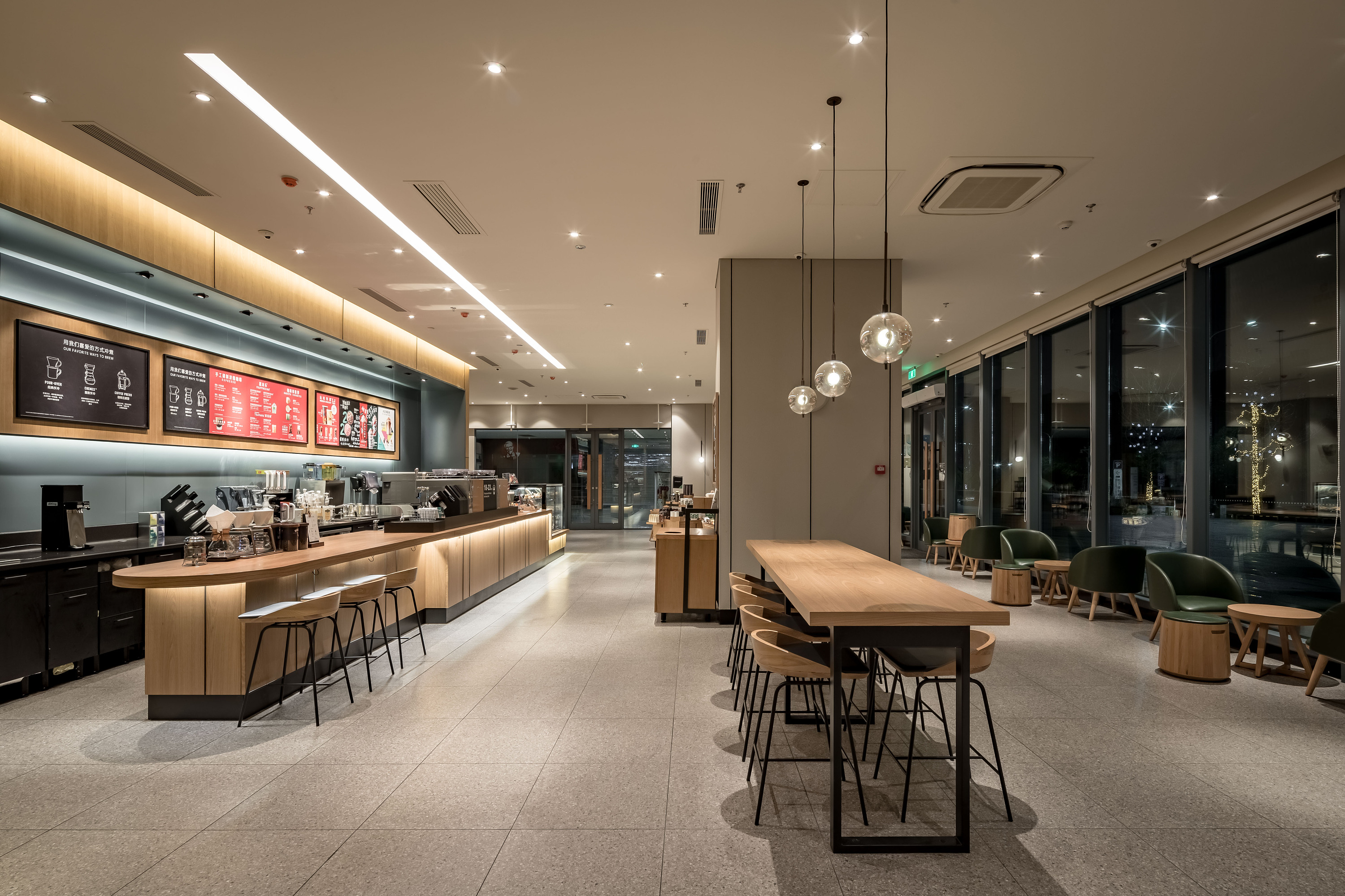 星巴克61湖南怀化万达广场店|摄影|环境/建筑|叫我kevin好了 - 原创