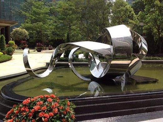 不锈钢雕塑类型有哪些