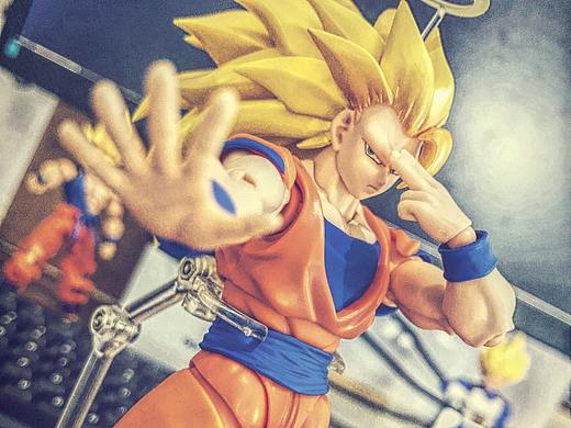 S.H.Figuarts超三孙悟空2.0随拍（个人主页-ZMjQ4MTMxNDg=） - 产品摄影 - 站酷设计师大大大大大橙子原创素材 - 站酷ZCOOL