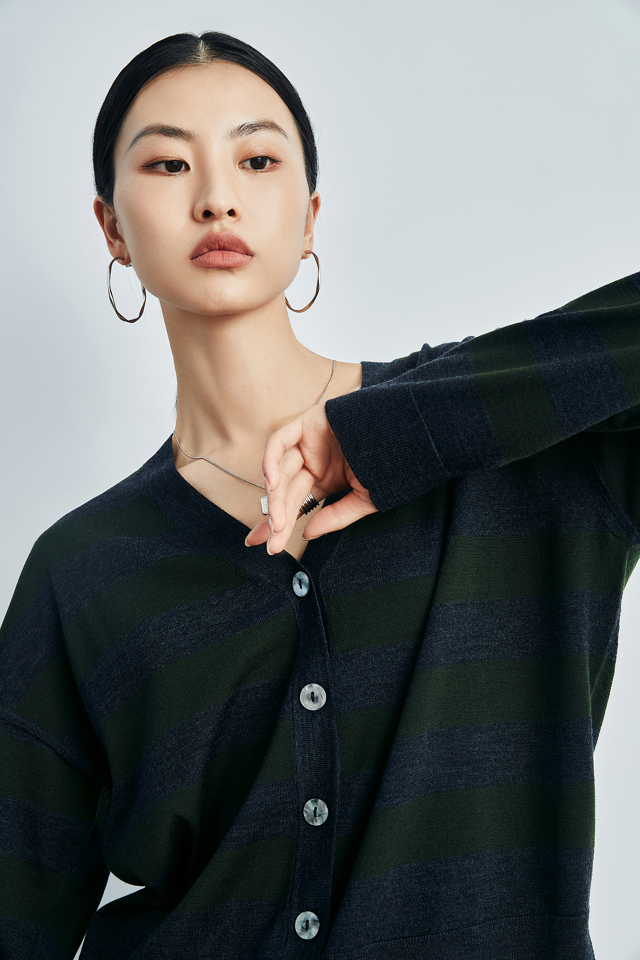 100天修图作品分享/Day17/商业服装篇（图ZMzIwNjU5Njg4） - 休闲/流行服饰 - 站酷设计师飞视觉后期工作室原创素材 - 站酷ZCOOL