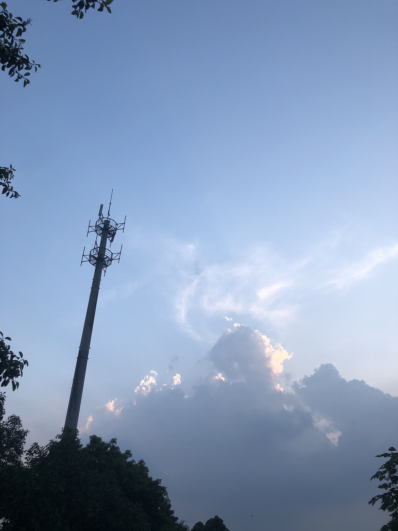 夕阳🌇余晖（图ZMjU4MzM3NDky） - 风光摄影 - 站酷设计师文小汐原创素材 - 站酷ZCOOL