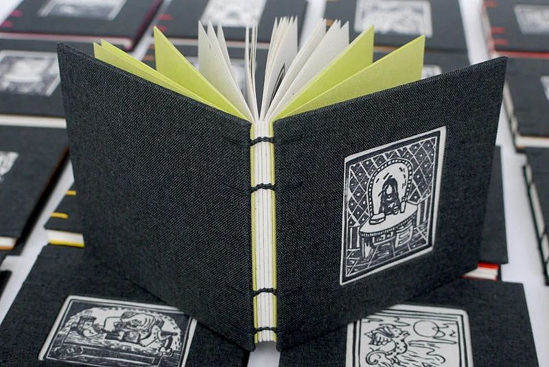 手工书作品《孤独的二月》（图ZMjY3NTk3NjE2） - 书籍/画册 - 站酷设计师南方有雨_kiki原创素材 - 站酷ZCOOL