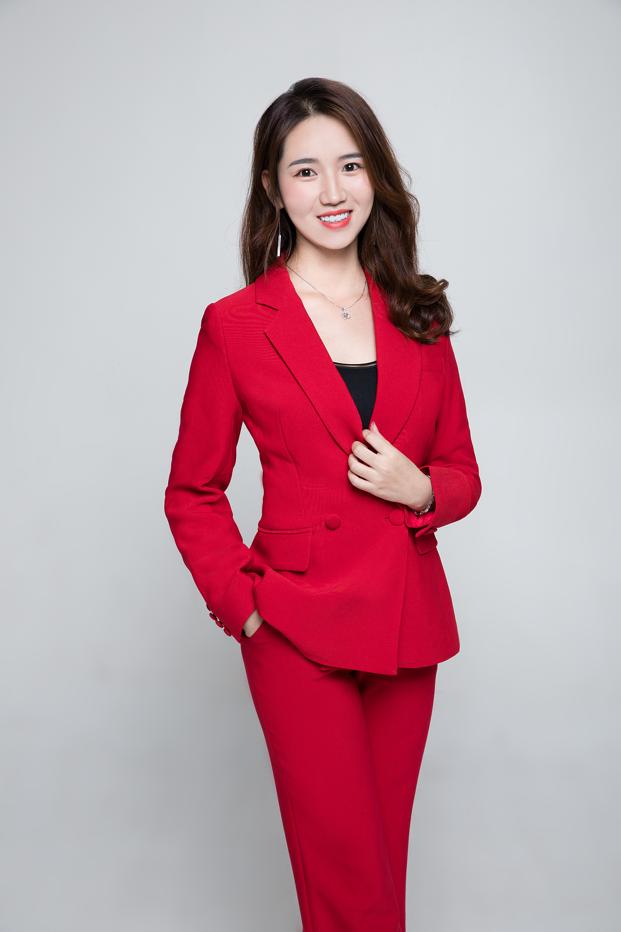 商务形象照9月作品集（图ZMTMxMzE2MjI4） - 人像摄影 - 站酷设计师hubo1028原创素材 - 站酷ZCOOL