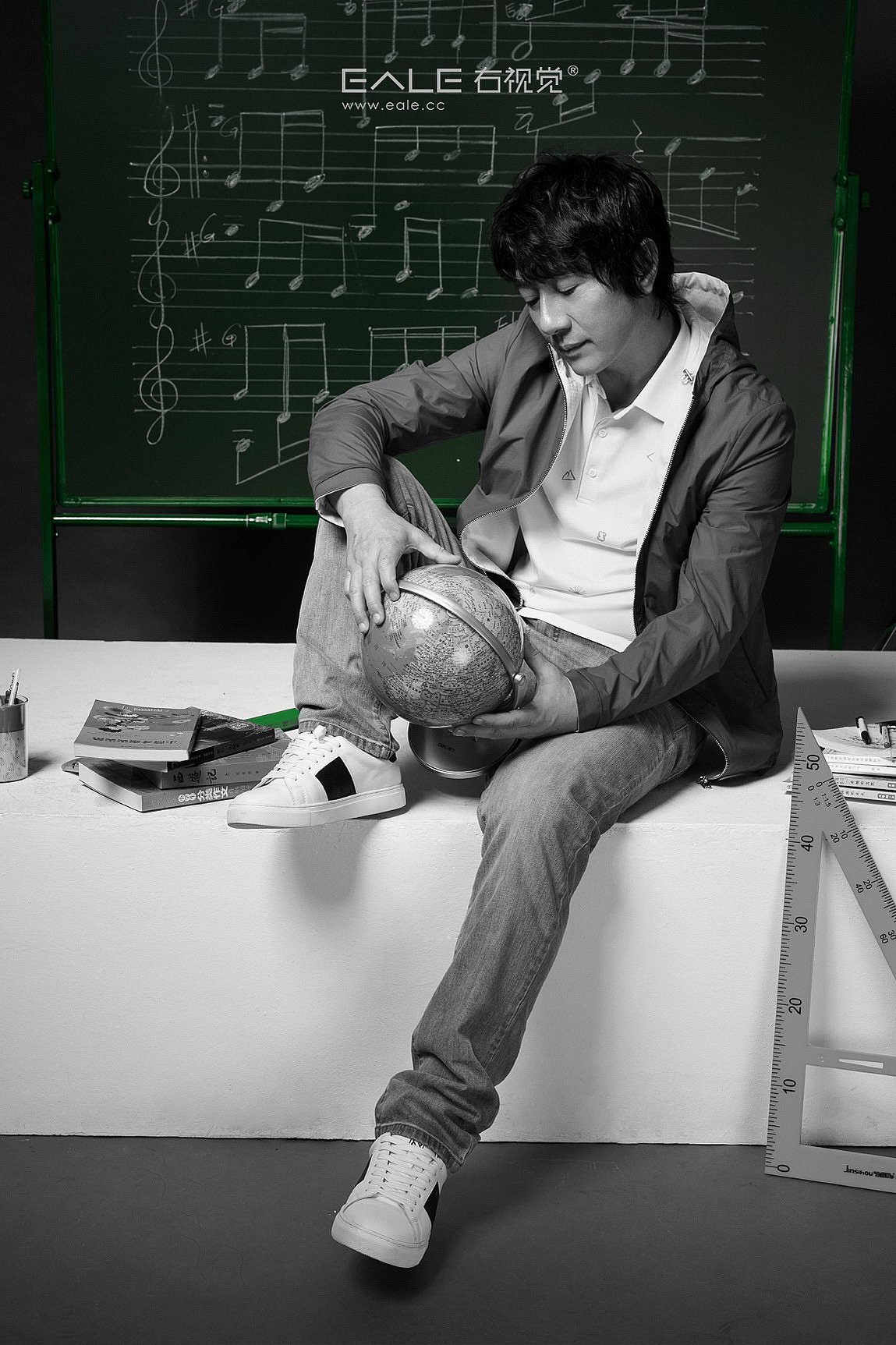 郑钧多面人生永不退转