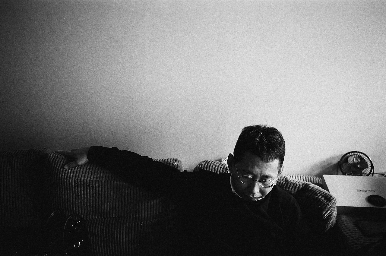 胶片黑白人像 纪实跟拍