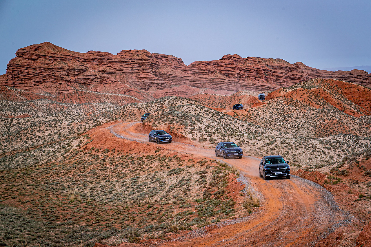 别克寰行中国第一站（图ZMjc1MTE5MTE2） - 产品摄影 - 站酷设计师Carson_小立原创素材 - 站酷ZCOOL