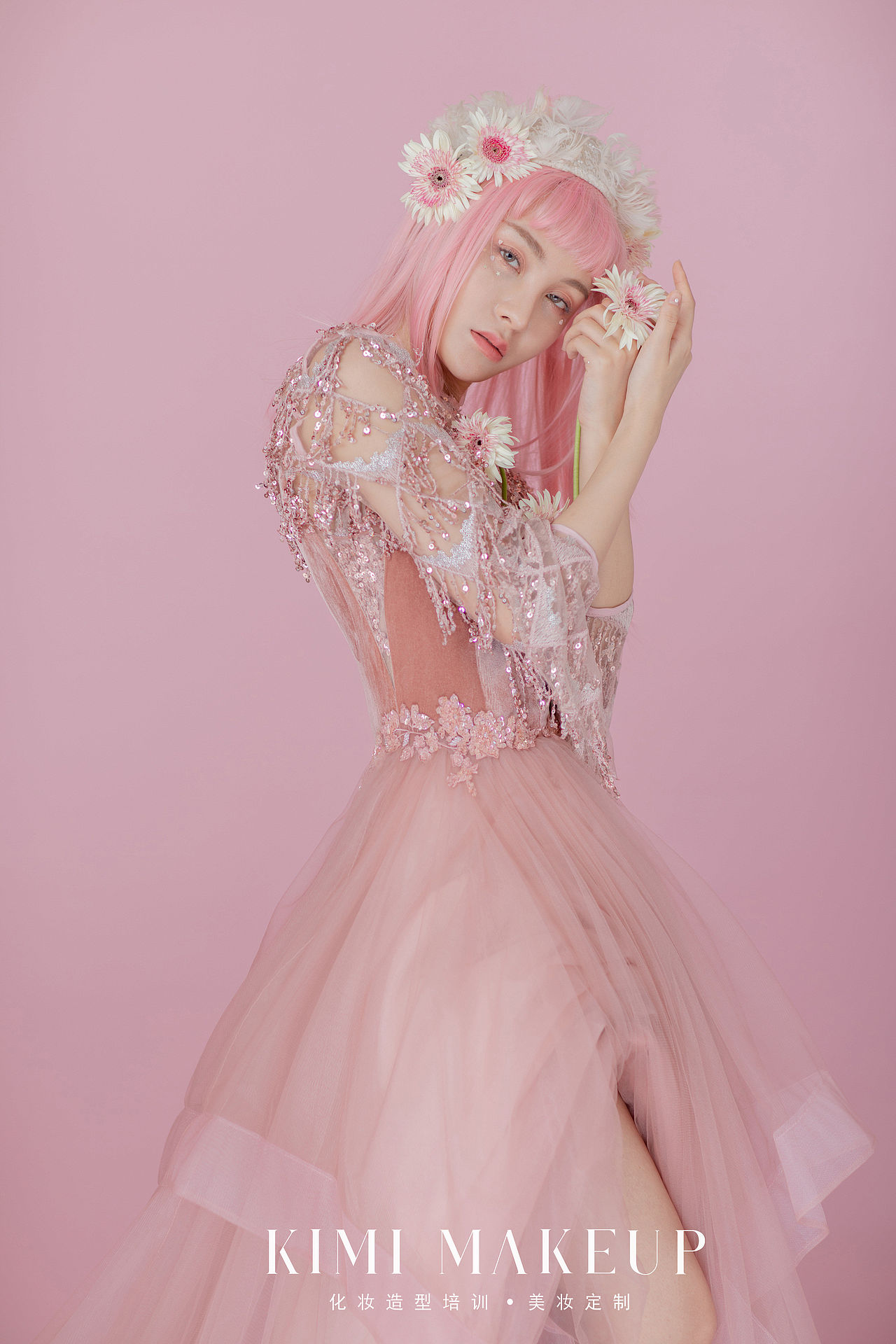粉色,带来所有的甜美幻想（图ZMTY5MTA3Mjcy） - 人像摄影 - 站酷设计师KIMI造型培训原创素材 - 站酷ZCOOL