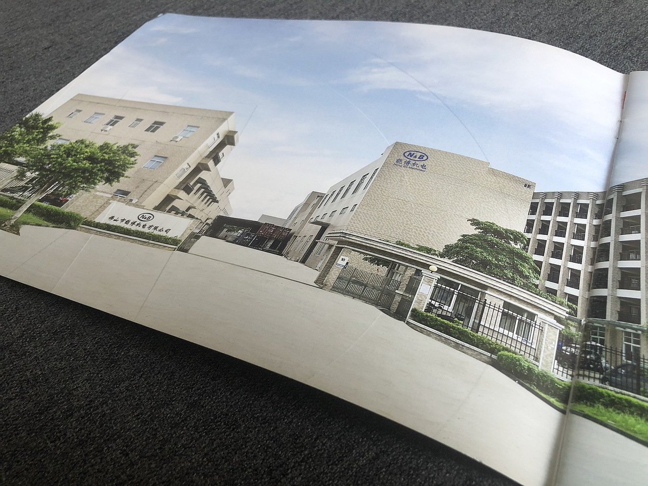 佛山画册设计,高端产品画册设计欣赏,企业宣传画册设计,佛山高端画册设计,佛山设计公司,水刀机械画册设计