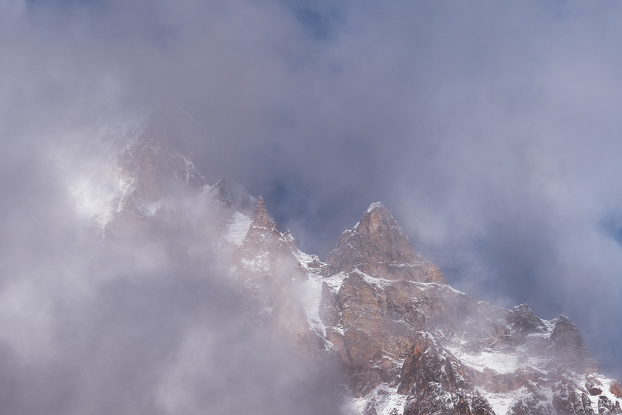 峰立万仞,海纳星辰-亚丁