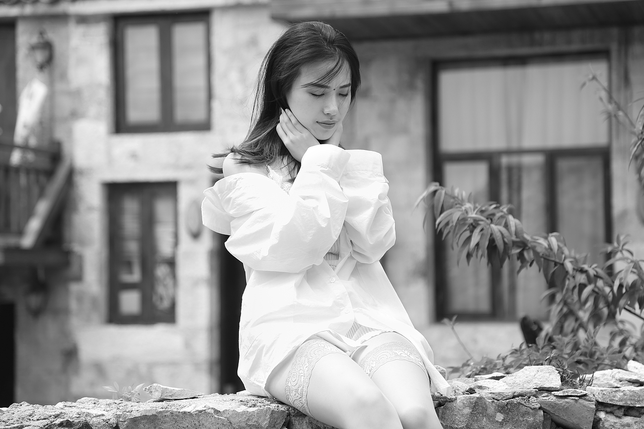 无彩色（图ZMTE2MjI4NjAw） - 人像摄影 - 站酷设计师恐高的大长腿原创素材 - 站酷ZCOOL