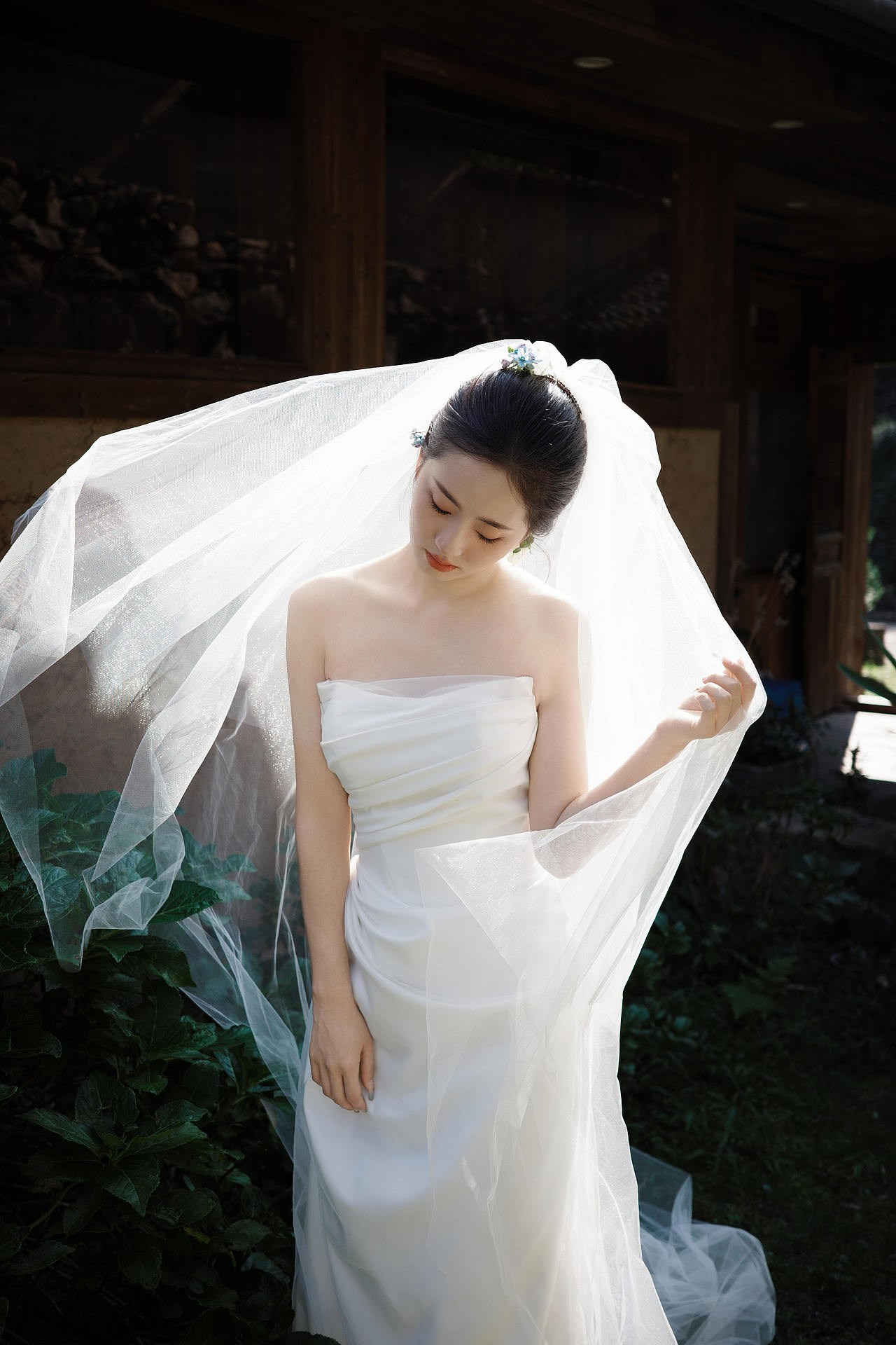 在民宿里的外景（图ZMzYyOTEwNzg4） - 婚礼摄影 - 站酷设计师摄影方师傅Fonda原创素材 - 站酷ZCOOL