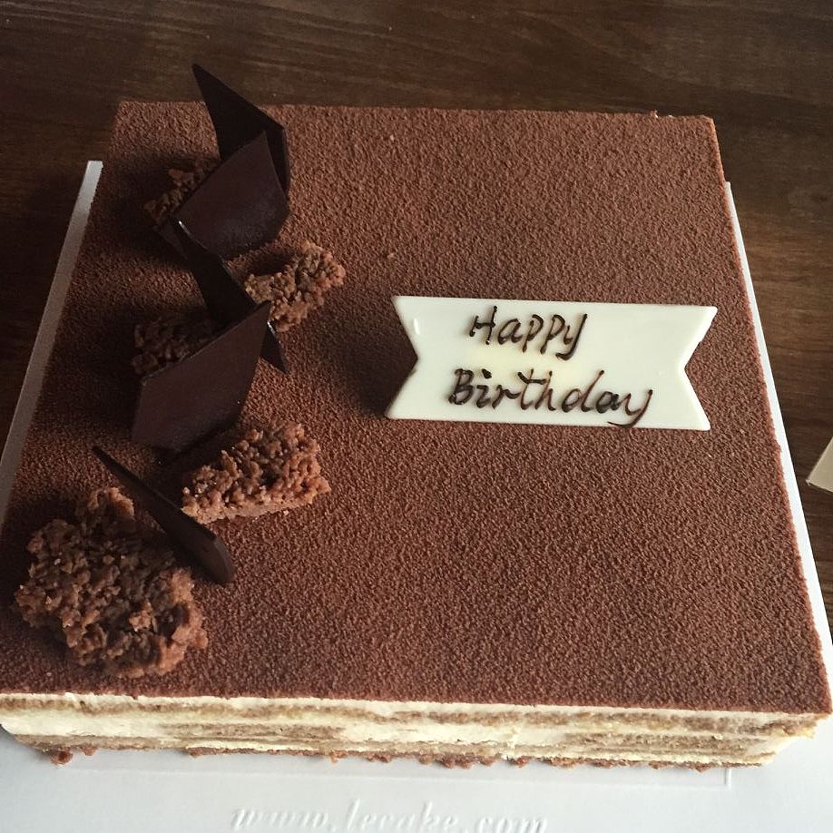 公司福利 等你来就加入，记得做好体重管理哦