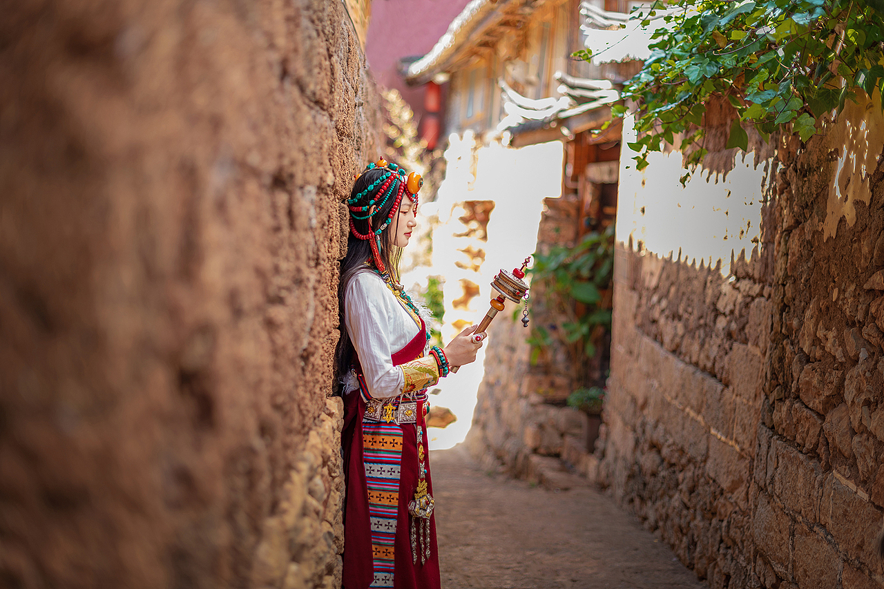 丽江旅行（图ZMjA5NDE1MDc2） - 人像摄影 - 站酷设计师丽江摄影师BB涛原创素材 - 站酷ZCOOL