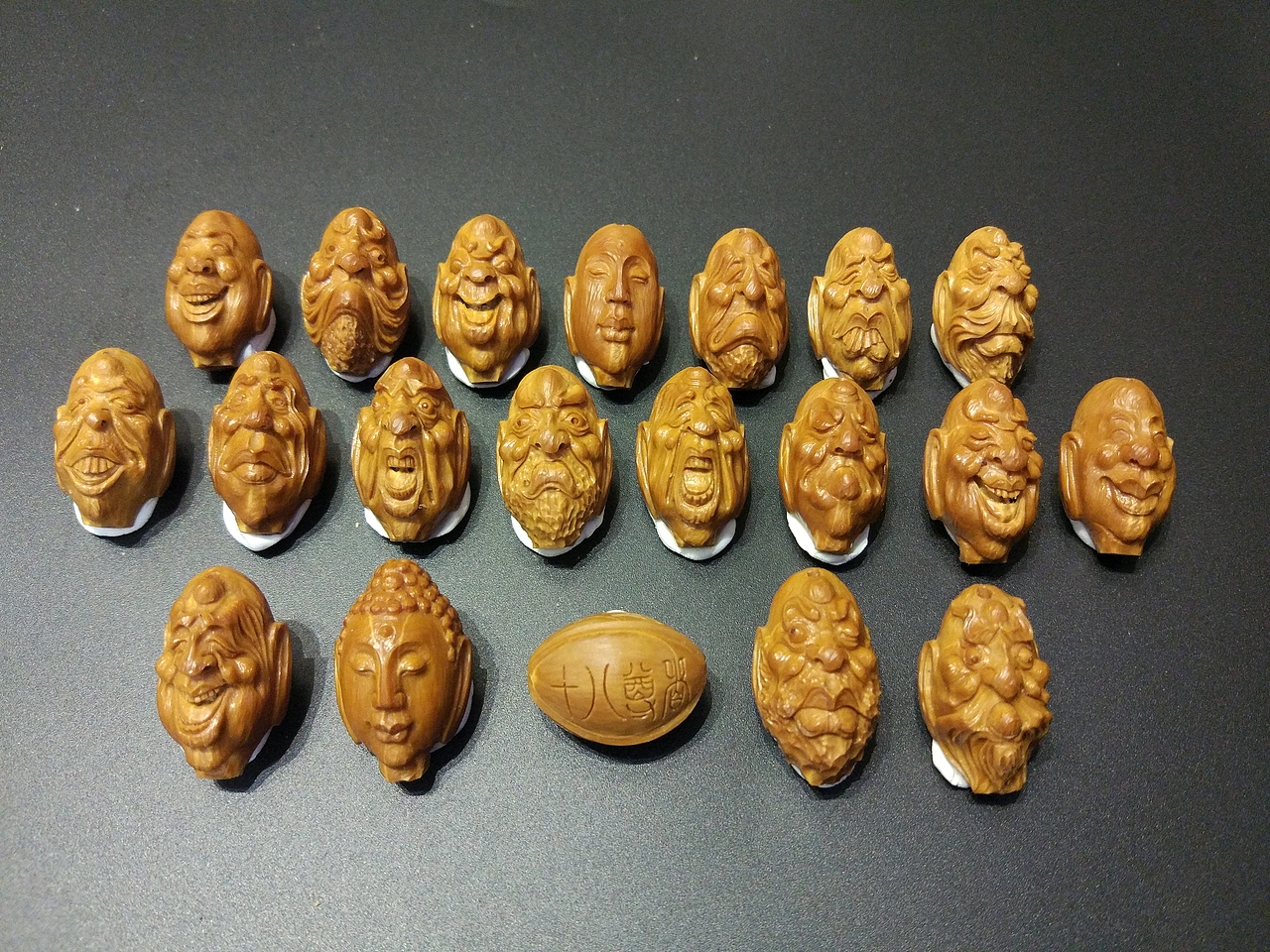 橄榄核雕（图ZMTA3OTgyNDE2） - 其他手工艺 - 站酷设计师核雕工作室原创素材 - 站酷ZCOOL