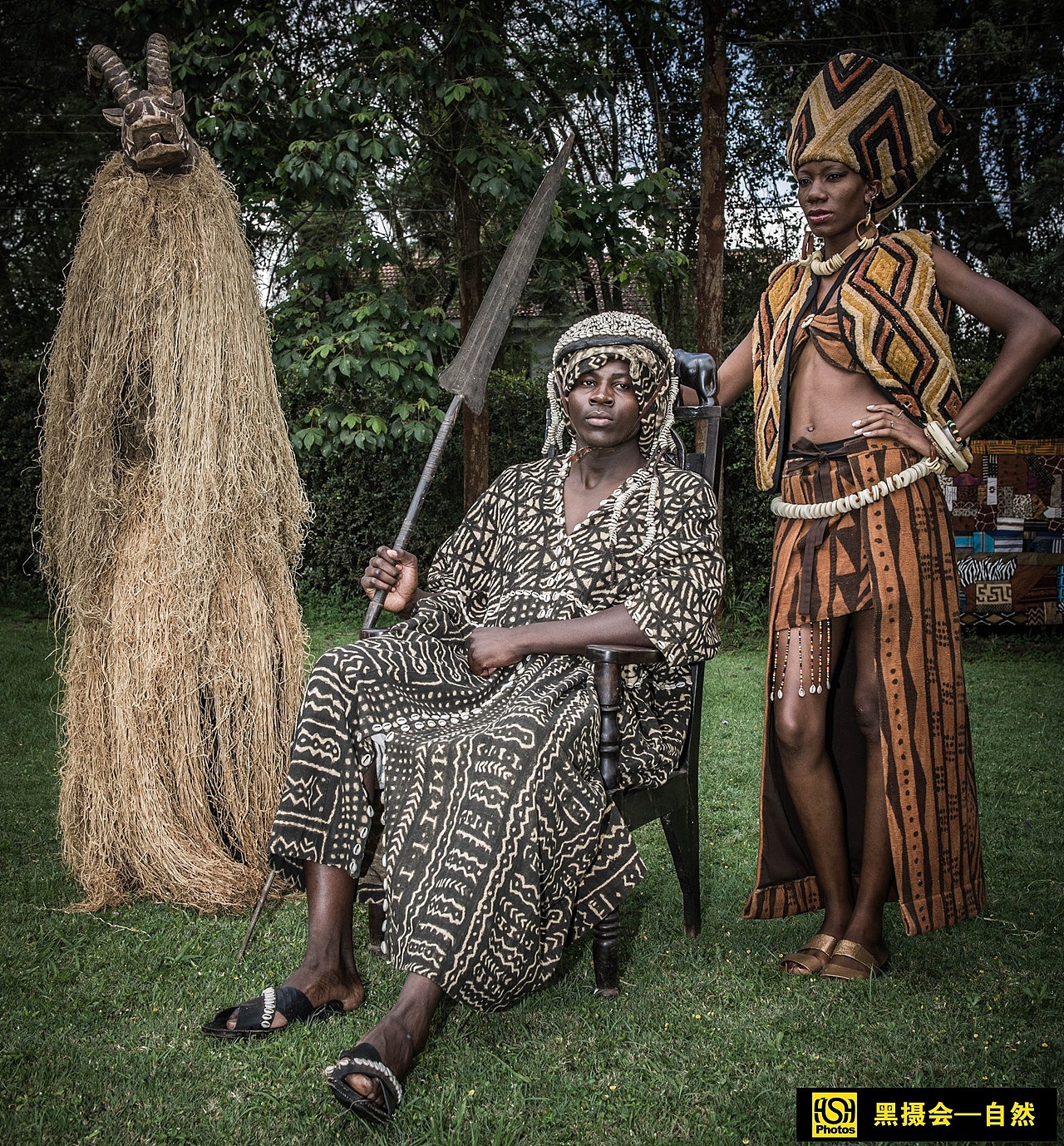 马赛马拉，肯尼亚-1 月 6 日： 马赛族传统服饰中的妇女高清摄影大图-千库网