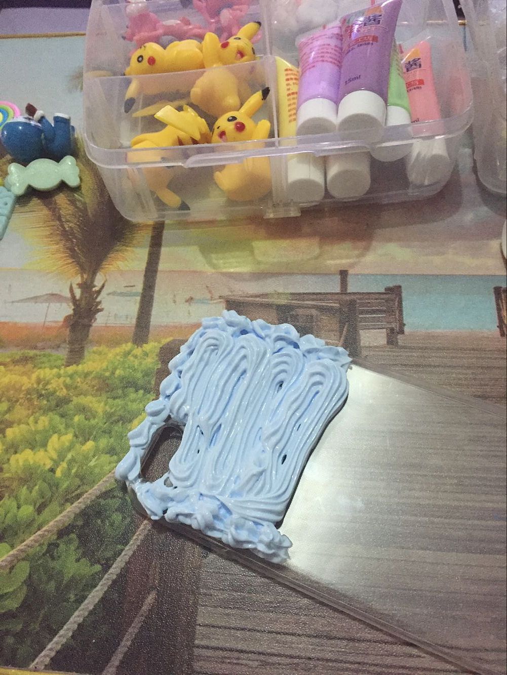 手工制作DIY奶油手机壳制作过程（图ZNTI4MDE0ODA=） - 绘画 - 站酷设计师萌豆豆啦啦啦原创素材 - 站酷ZCOOL