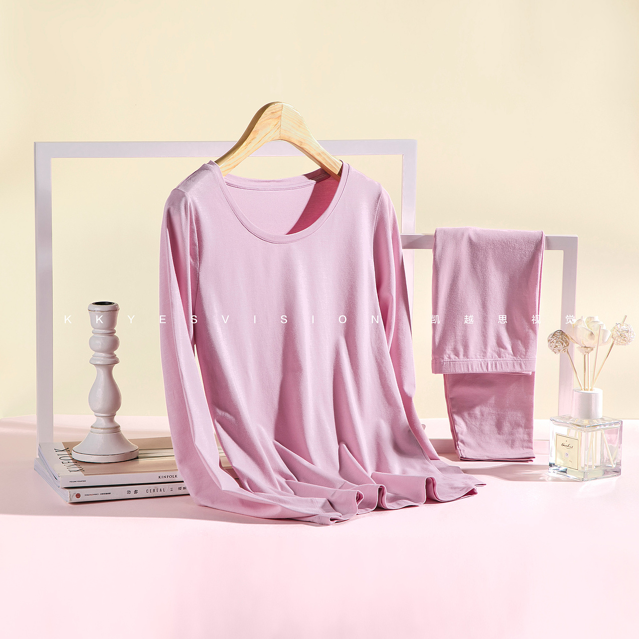 三枪 内衣 内裤 保暖内衣 服装 静物拍摄 南京商业摄影（图ZMTI4MTQxNTU2） - 产品摄影 - 站酷设计师金光高照商业摄影原创素材 - 站酷ZCOOL