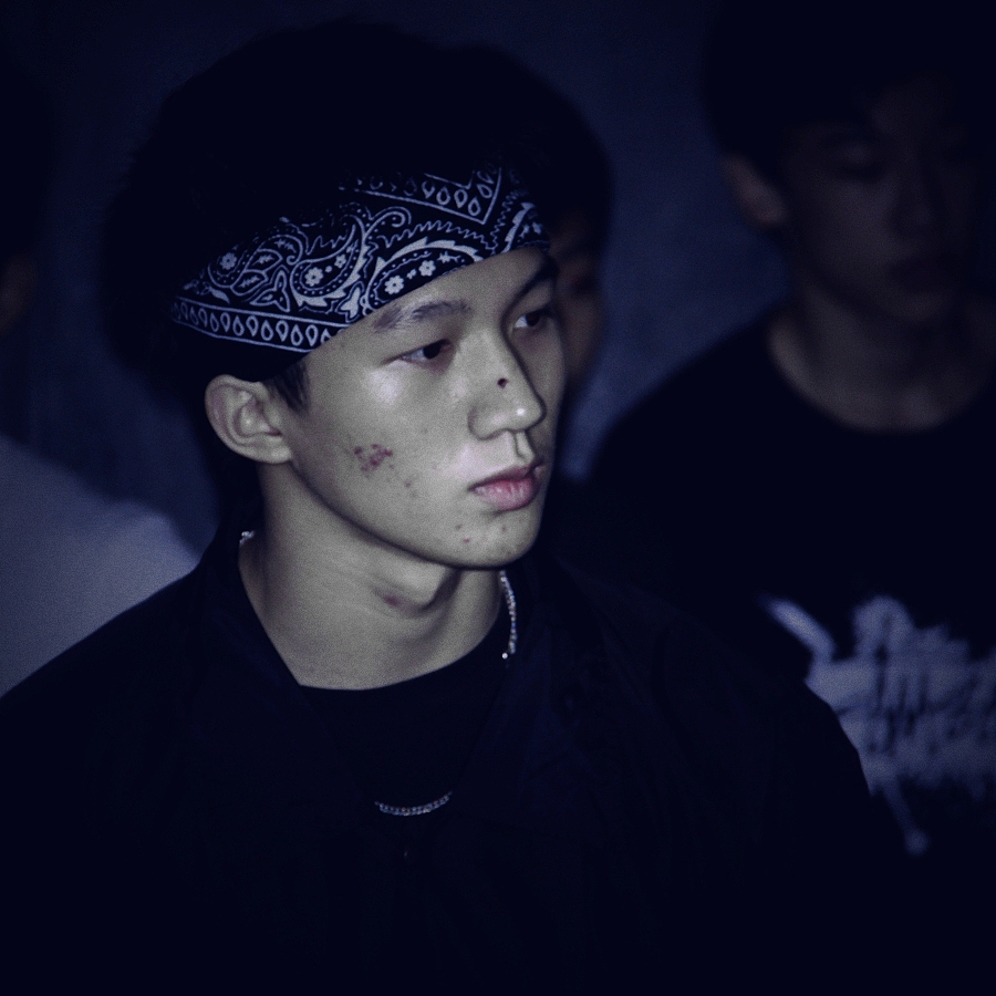 我忘记他的大名