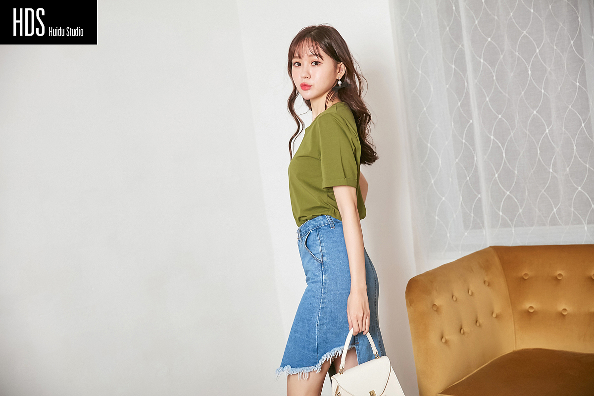 韩国模特韩风女装T恤拍摄