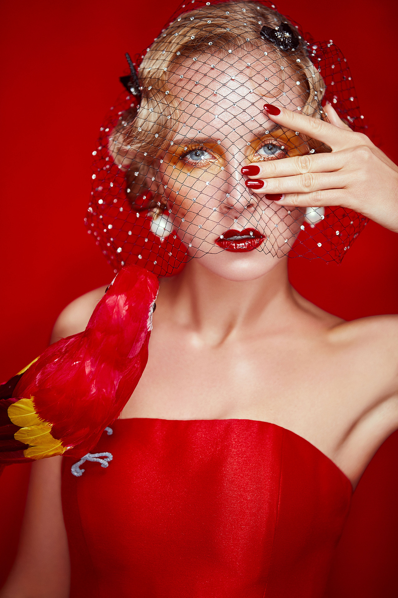 【潇光作品】关于红