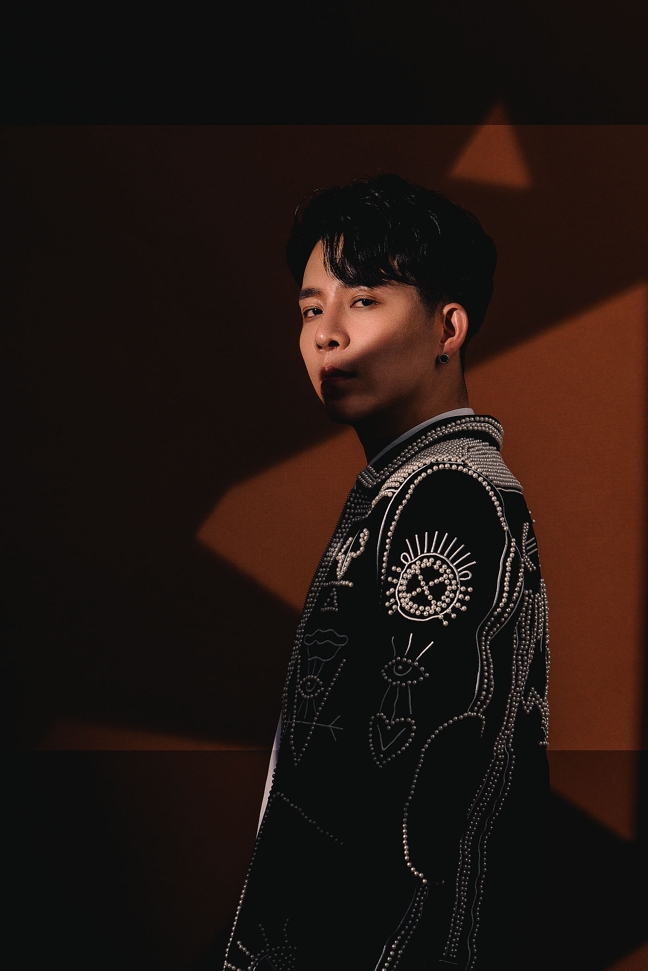 写真（图ZMjQxNjA1NDYw） - 人像摄影 - 站酷设计师封磊原创素材 - 站酷ZCOOL