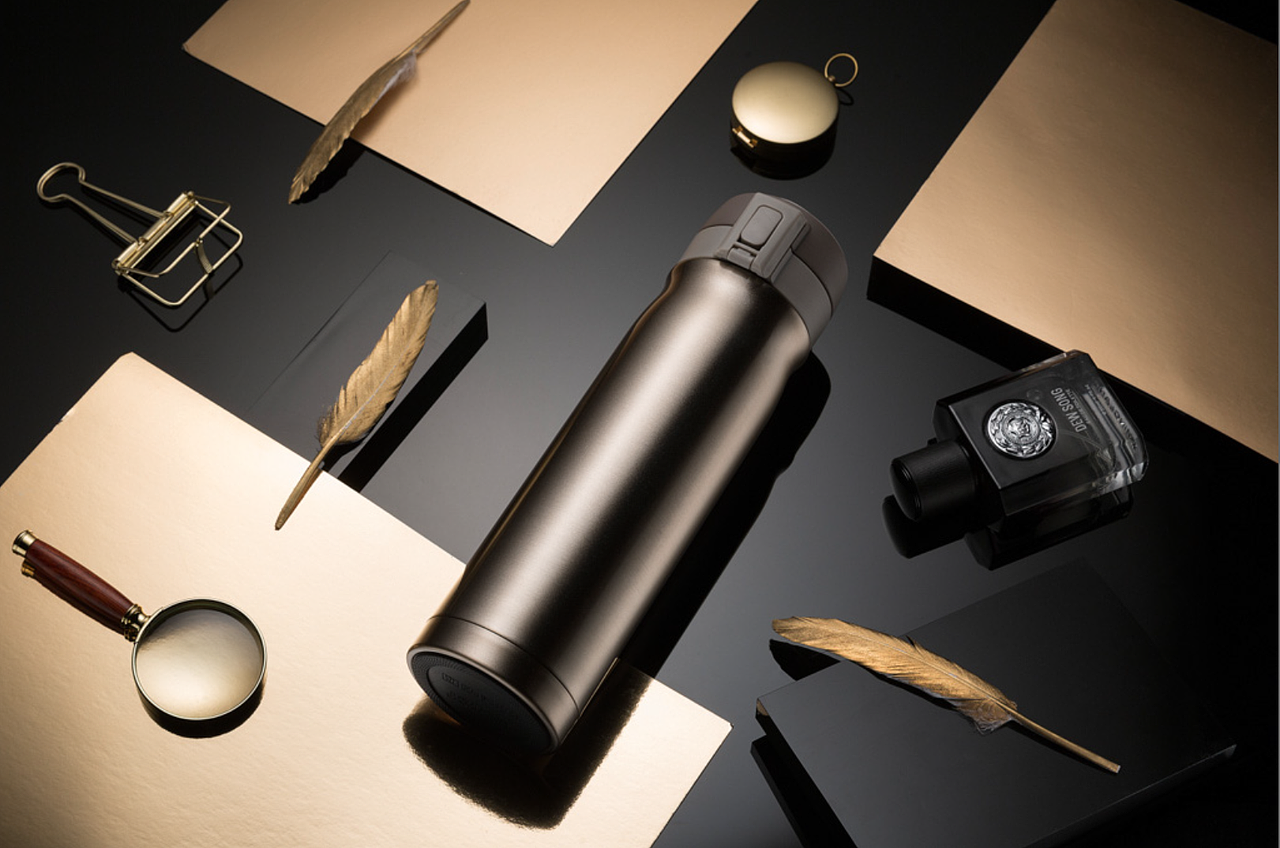 多色保温杯拍摄。