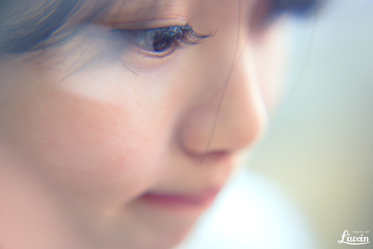 取景器里 我与你如此之近 隔着相机 这便是世界最遥远的距离（图ZMjQyNjUzMTY=） - 人像摄影 - 站酷设计师浮沉流星原创素材 - 站酷ZCOOL