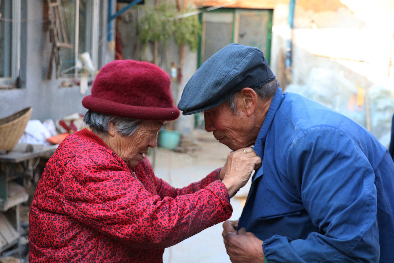 “姥姥”和“姥爺”（圖ZOTk4MTUwMzI=） - 人文/紀(jì)實(shí)攝影 - 站酷設(shè)計(jì)師天空_k原創(chuàng)素材 - 站酷ZCOOL