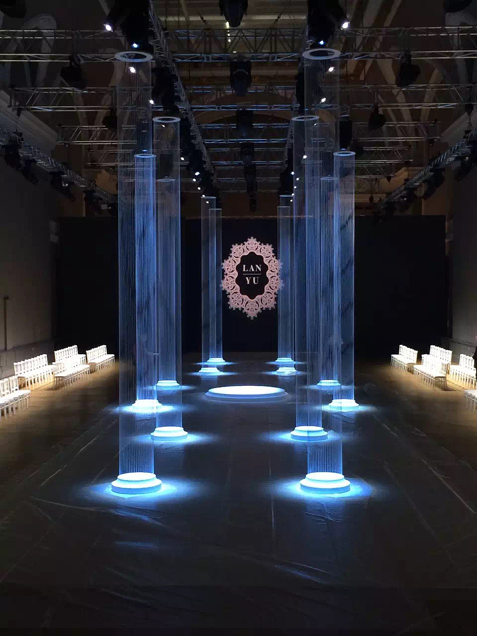 2015巴黎时装周《兰玉高定发布》|空间|舞台美术|tt山珩一树_原创作品