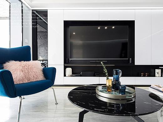 Young新作 | 现代简约风，惊喜总是如期而至！