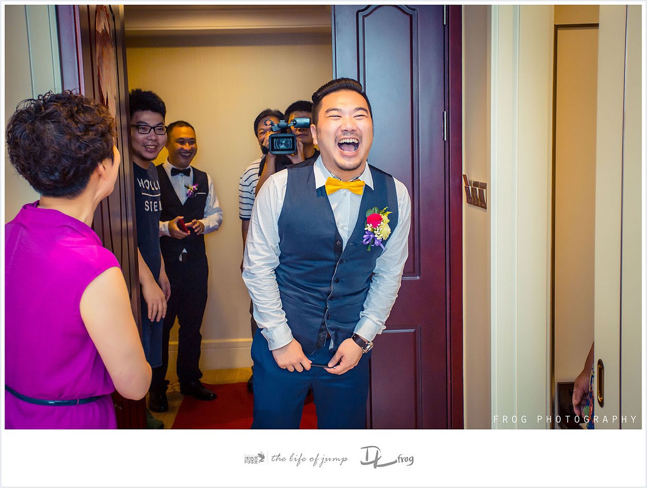 青蛙婚礼跟拍-结婚就要那么嗨！（图ZNDI5NTU1MTI=） - 人像摄影 - 站酷设计师青蛙婚礼摄影原创素材 - 站酷ZCOOL