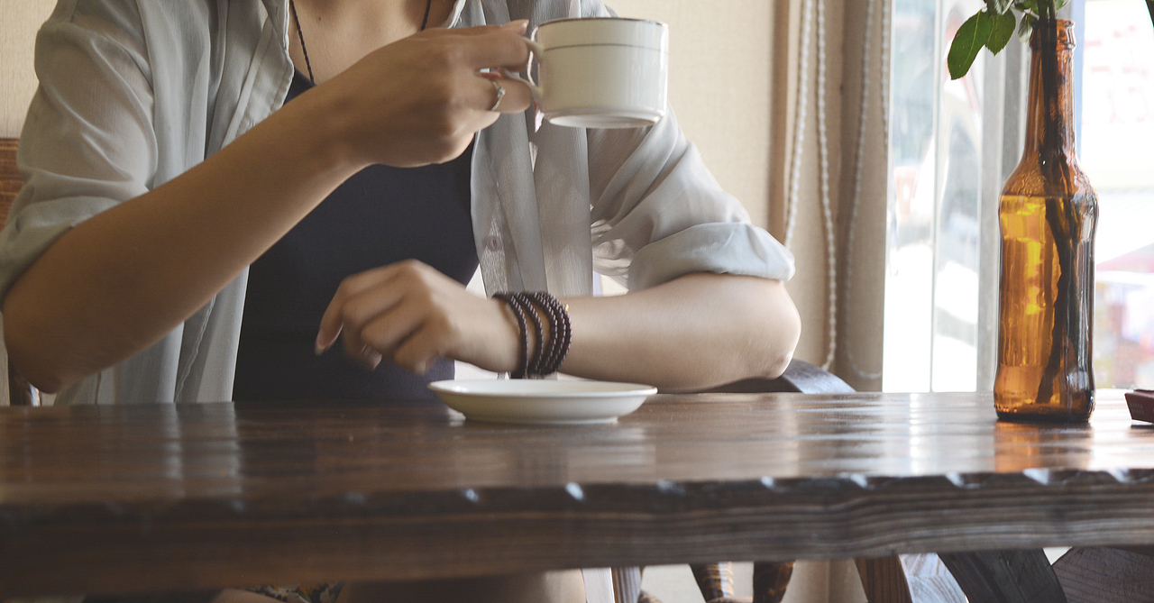 笙南咖啡馆（图ZNjEyMDc3MzI=） - 人像摄影 - 站酷设计师月明闻杜宇原创素材 - 站酷ZCOOL