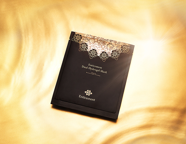 因诗美超级膜幻演唱会主KV及宣传物料