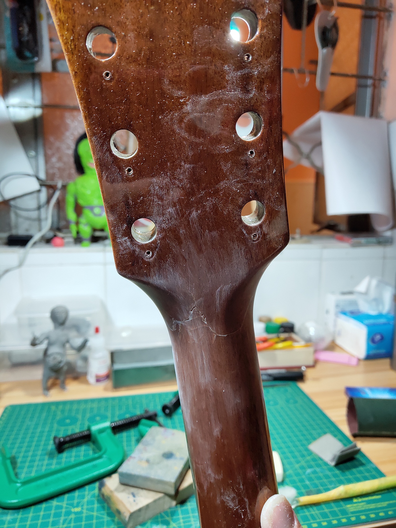 木吉他断头修复_smog-站酷zcool