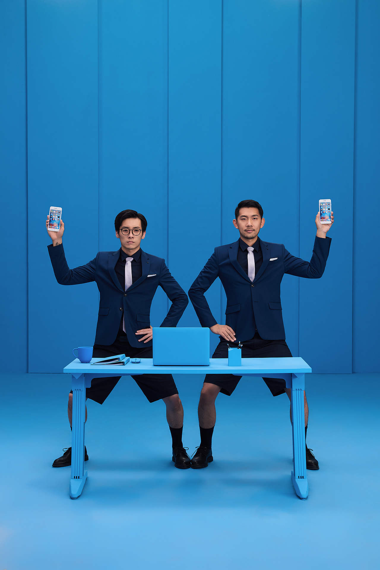 企查查/我闪我躲我查/创意人物广告摄影