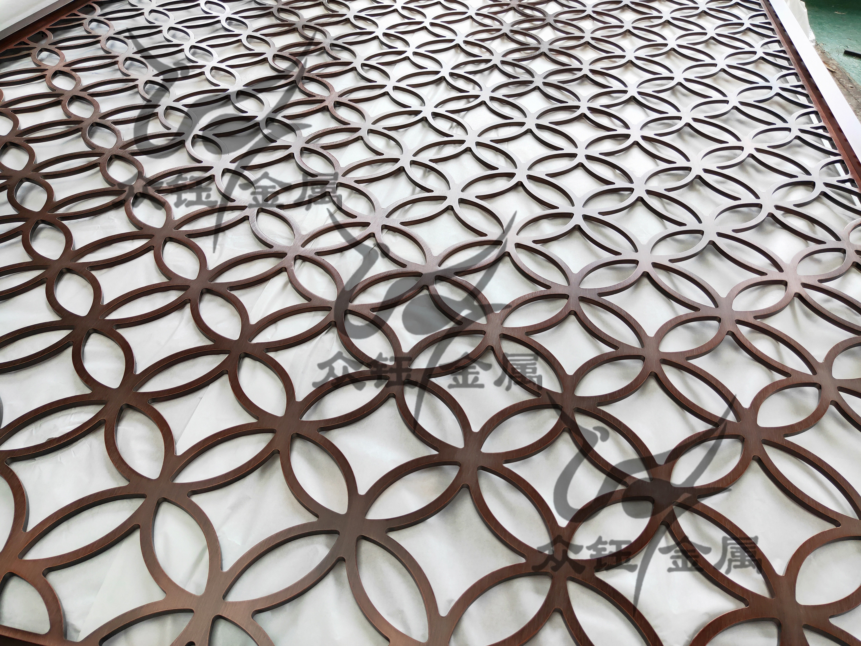 铝板雕刻花格表面纳米红古铜 附着力强不掉色