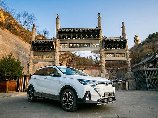 北汽新能源EX5-延安站（个人主页-ZMzg0ODI5MDQ=） - 产品摄影 - 站酷设计师想留住的幸运原创素材 - 站酷ZCOOL