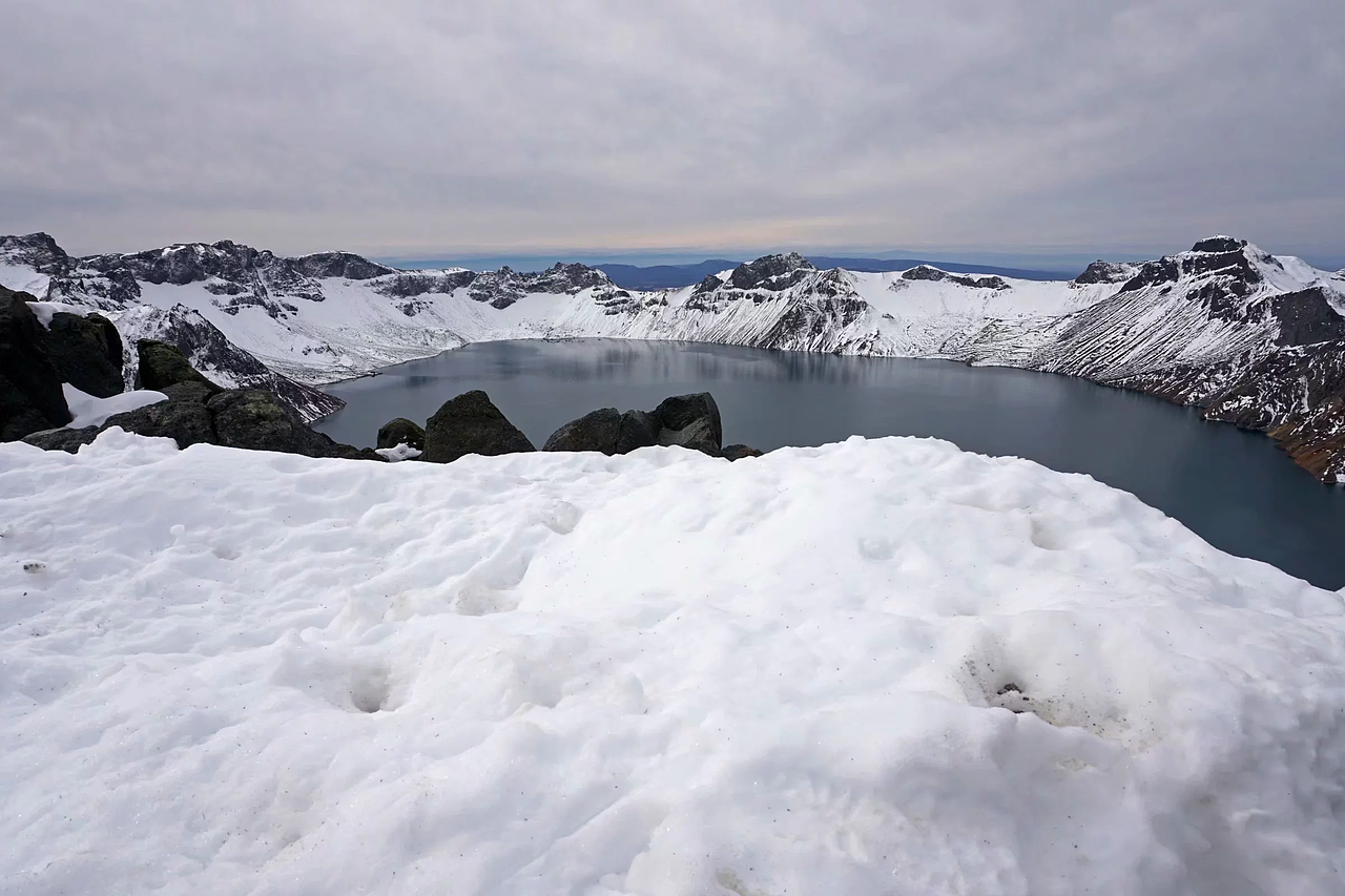 长白山天池——秋（图ZMTM1MDIyODQ4） - 风光摄影 - 站酷设计师To马设计原创素材 - 站酷ZCOOL