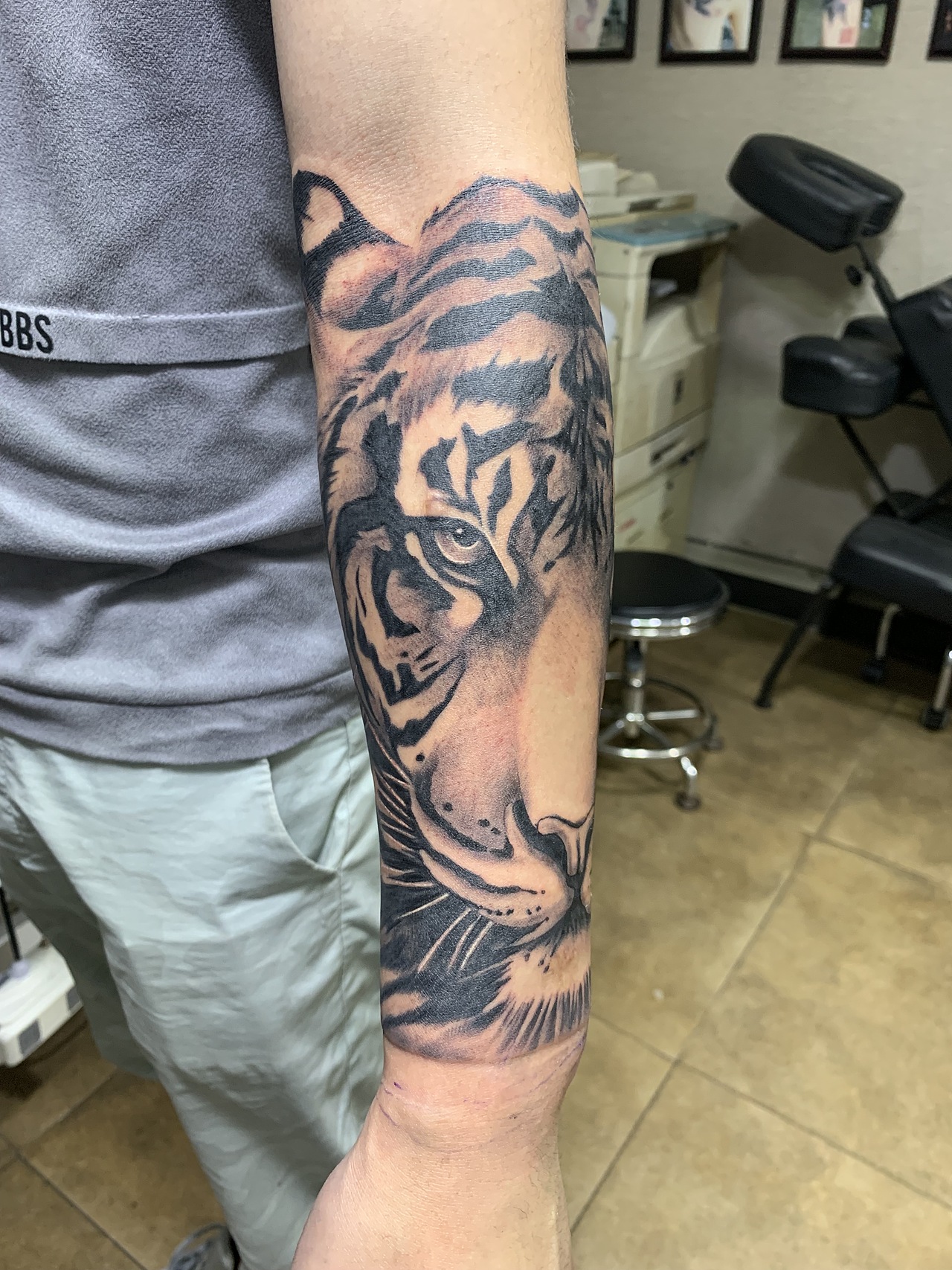 老虎纹身图案纹老虎有什么讲究吴江酷客纹身