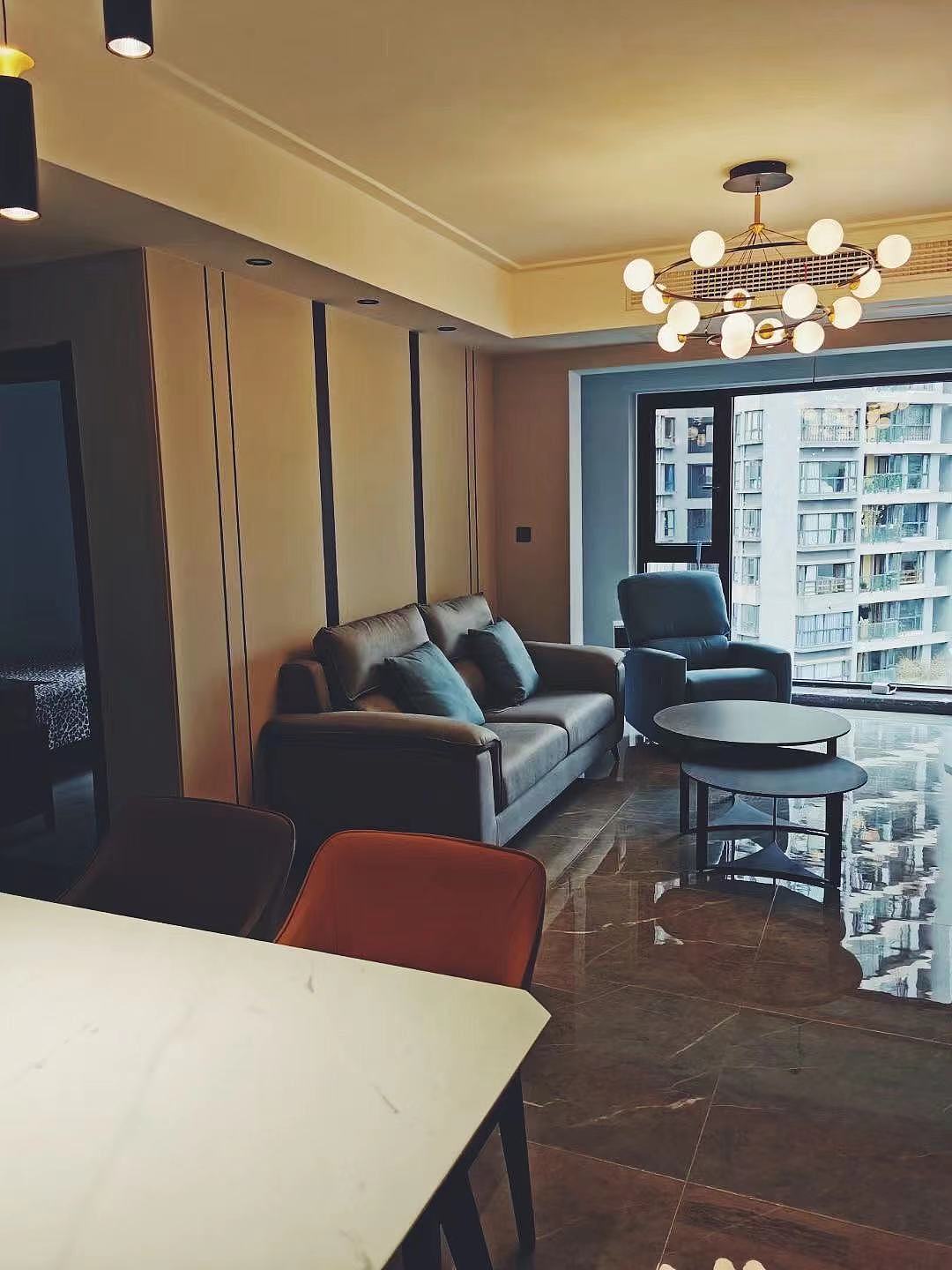 深圳装修:中州湾滨海华府完工实景图,轻奢风真舒服!