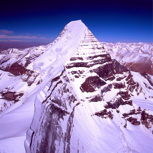 冈仁波齐田捷砚航拍