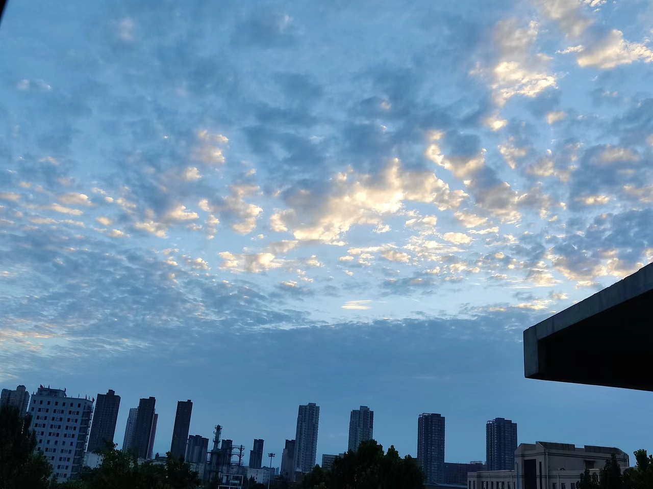 生活（图ZMzA4NTYyNjA4） - 风光摄影 - 站酷设计师午夜的玫瑰原创素材 - 站酷ZCOOL