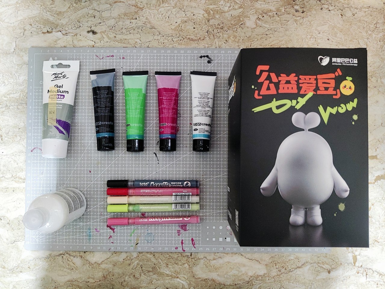 阿里巴巴公益爱豆 | 心灵豆实体涂装（图ZMzM5OTg2OTMy） - IP形象 - 站酷设计师ZHYUYI沐柳然原创素材 - 站酷ZCOOL