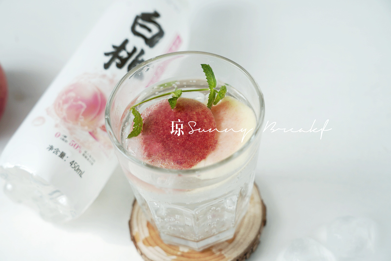 白桃苏打水