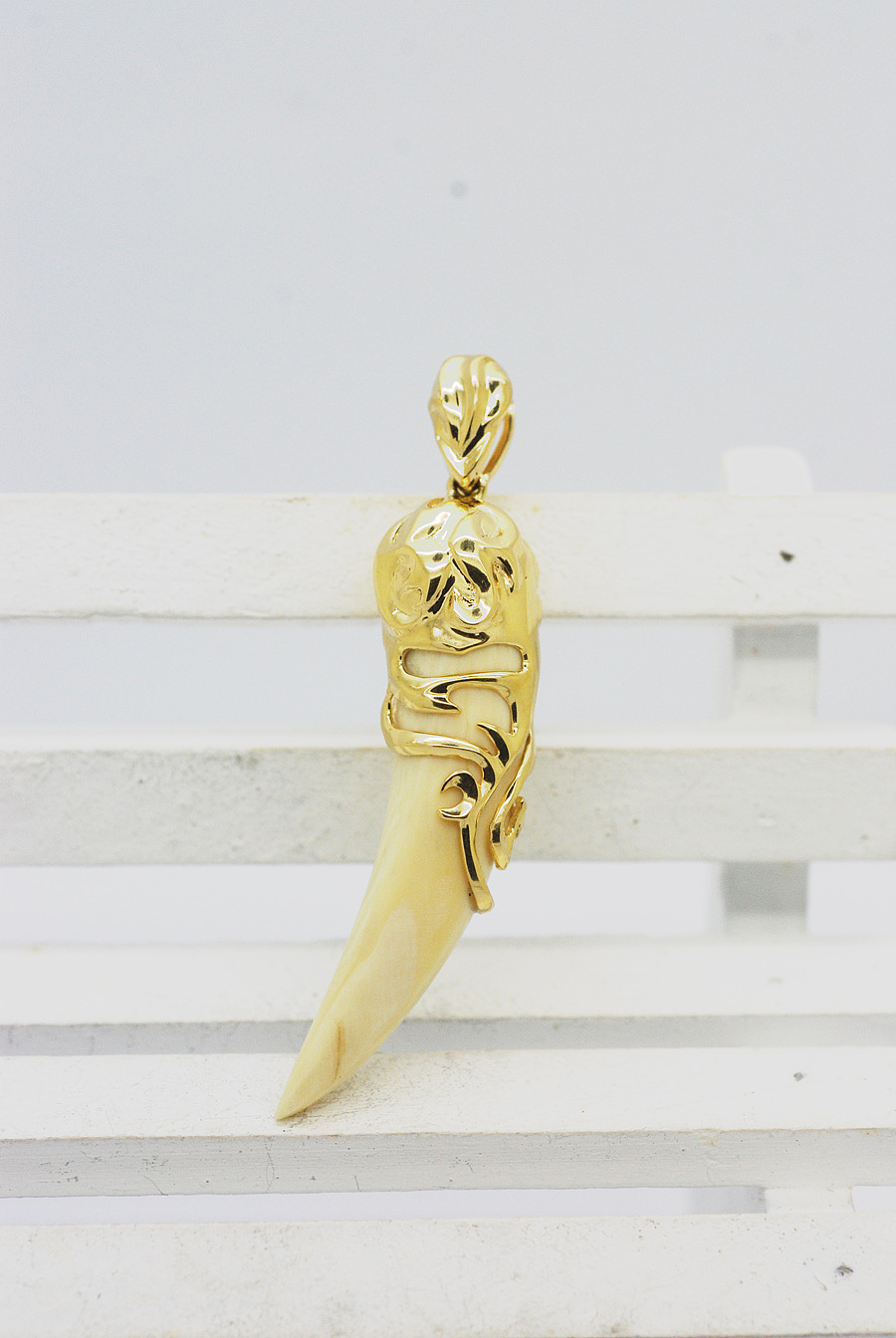 代波军艺术珠宝定制牙齿镶嵌案例欣赏