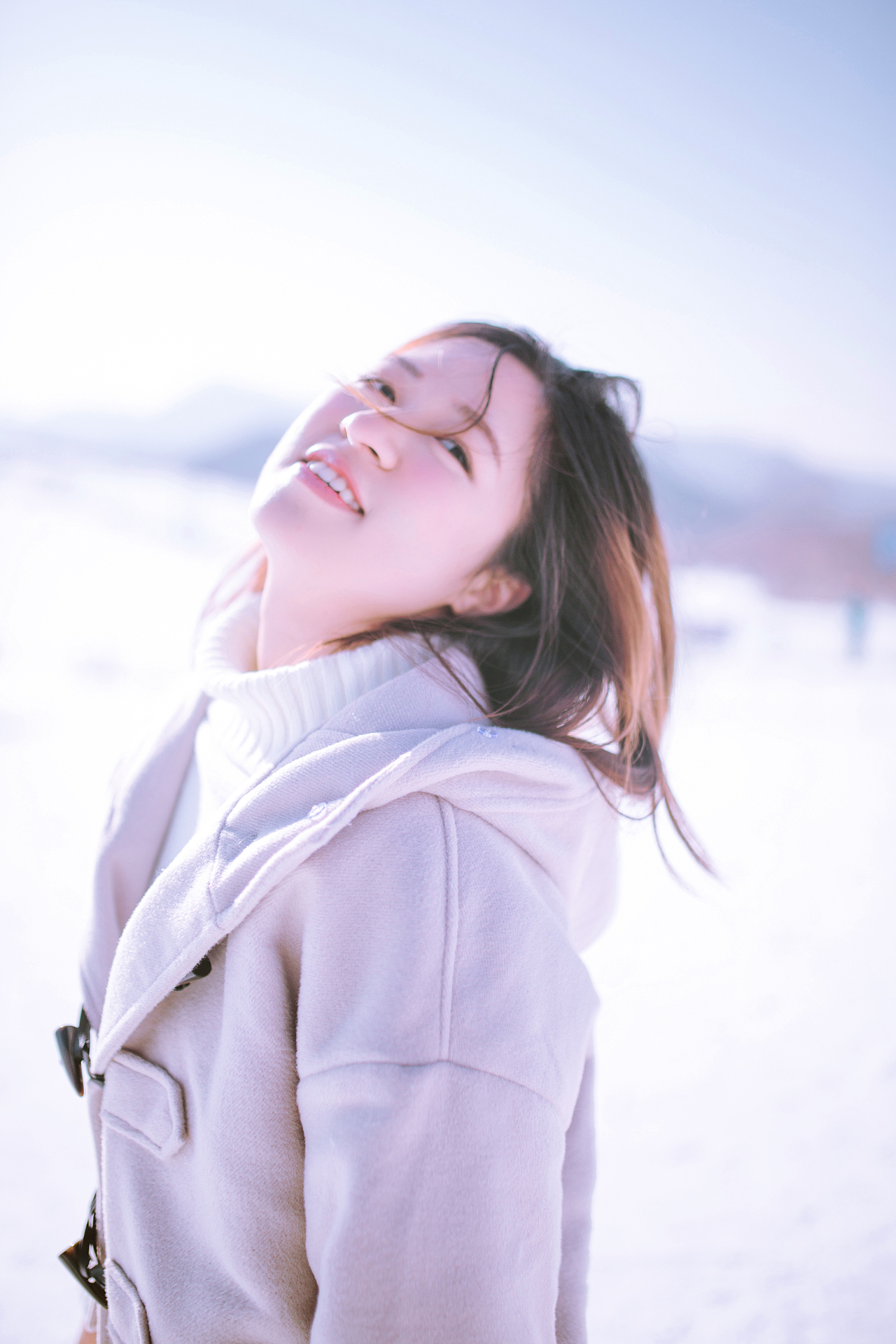 我在零下的阳光里等一场雪