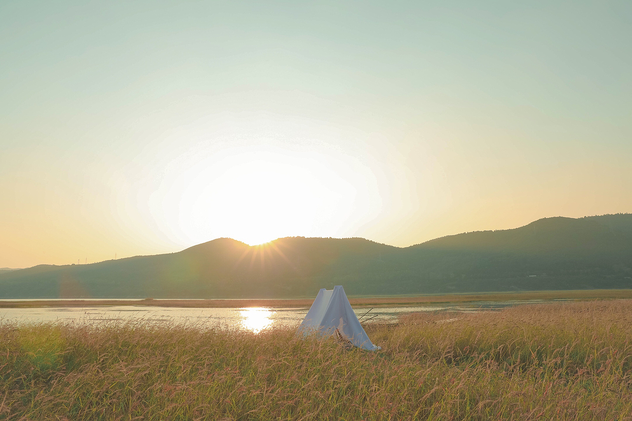 我掀起山河奔向你 踏尽星辰来访你