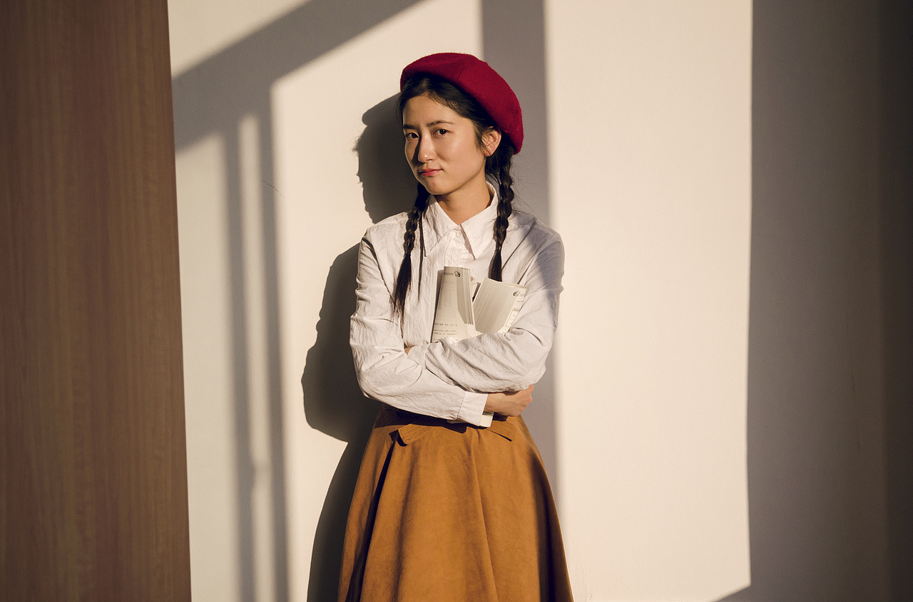 知识从未如此性感 校园人像摄影（图ZNDAyNjcyNDQ=） - 人像摄影 - 站酷设计师嫣然一笑不倾城原创素材 - 站酷ZCOOL