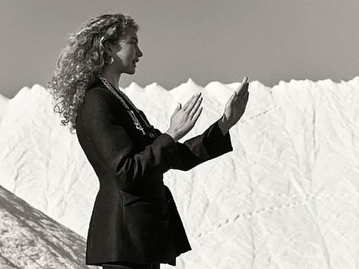 Zara 板式設(shè)計(jì)（個(gè)人主頁-ZMjc2MzMwOTI=） - 書籍/畫冊(cè) - 站酷設(shè)計(jì)師sunhellen原創(chuàng)素材 - 站酷ZCOOL