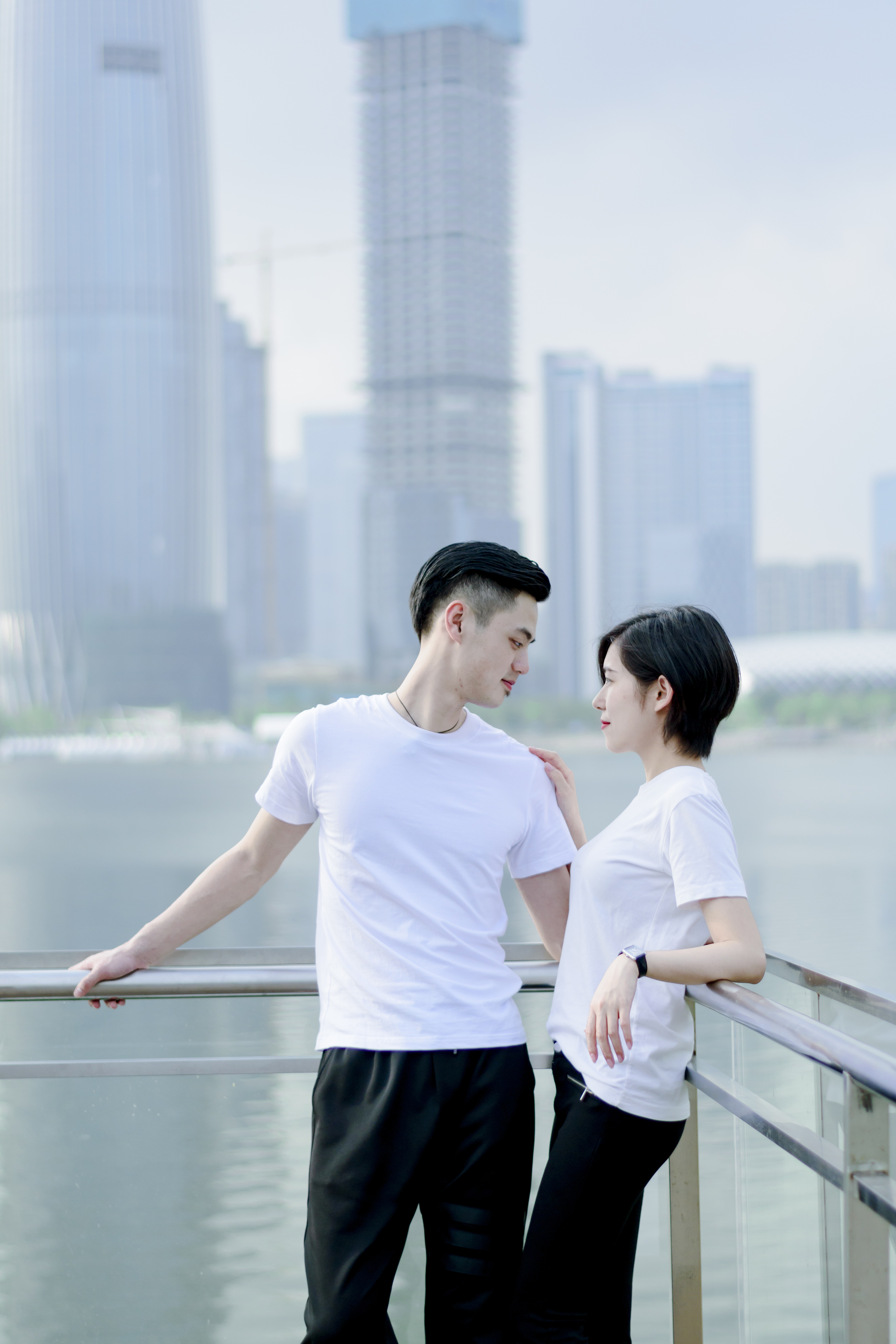 深圳人才公园的酷帅小清新情侣照